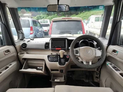 HONDA N BOX