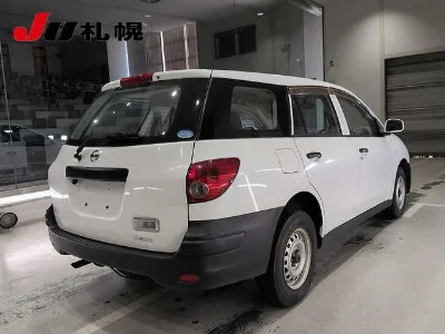 Nissan AD