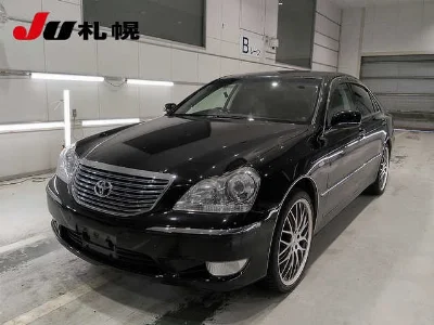 TOYOTA CROWN MAJESTA