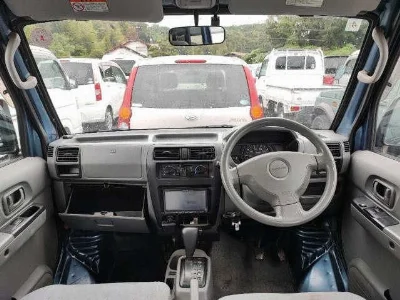 NISSAN CLIPPER