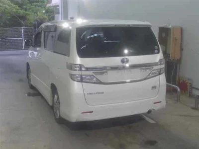 TOYOTA VELLFIRE