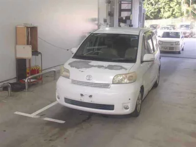 TOYOTA PORTE