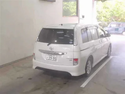 TOYOTA ISIS