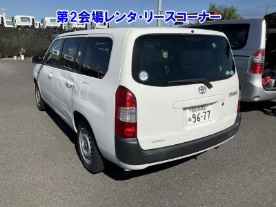 TOYOTA SUCCEED