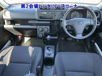 TOYOTA SUCCEED