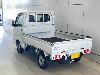 NISSAN CLIPPER TRUCK