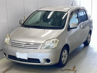TOYOTA RAUM