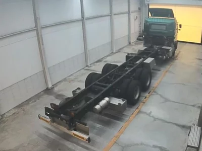 NISSAN UD