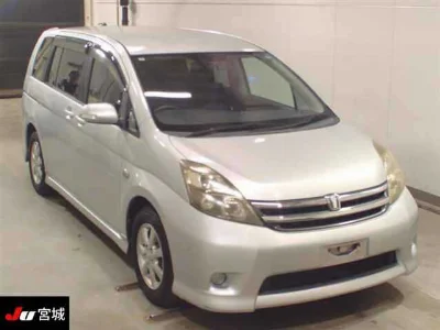 TOYOTA ISIS