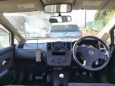 NISSAN TIIDA LATIO
