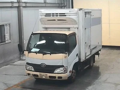 TOYOTA DYNA