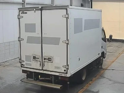 TOYOTA DYNA