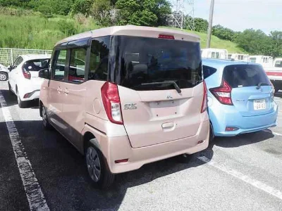 MITSUBISHI EK SPACE