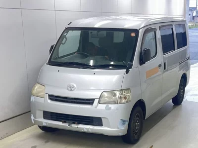 TOYOTA TOWN ACE VAN