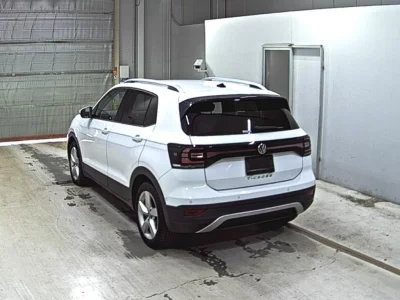 VOLKSWAGEN T-CROSS