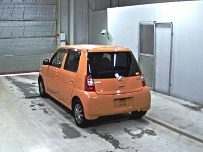 Daihatsu Esse