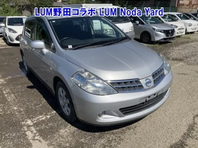NISSAN TIIDA