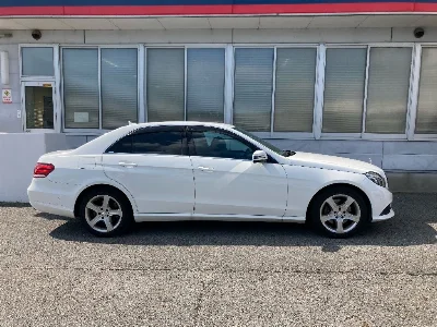 MERCEDES BENZ E CLASS