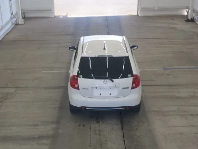 Mazda Verisa