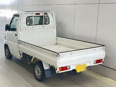 NISSAN CLIPPER TRUCK