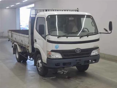 TOYOTA DYNA