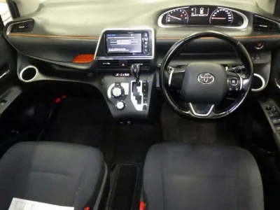 Статистика аукционов Toyota Sienta