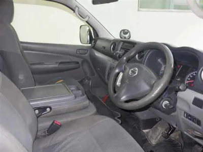 NISSAN CARAVAN