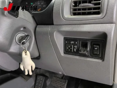 MITSUBISHI MINICA