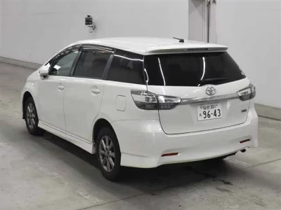 TOYOTA WISH