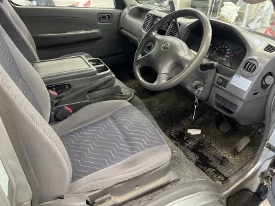 NISSAN CARAVAN
