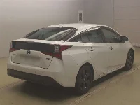 Цена авто Toyota Prius с аукционов Японии, номер кузова ZVW51, пробег 10 000, оценка 3