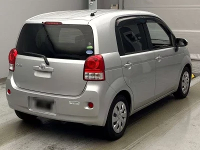 TOYOTA PORTE