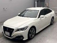 Цена авто Toyota Crown с аукционов Японии, номер кузова AZSH20, пробег 54 000, оценка 3