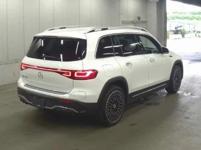 MERCEDES BENZ EQB