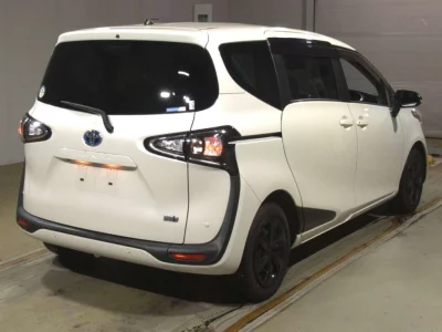 Статистика аукционов Toyota Sienta