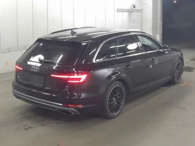 AUDI A4 AVANTE