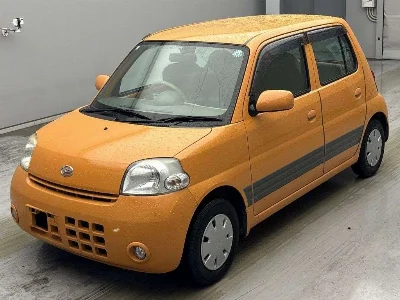 DAIHATSU ESSE