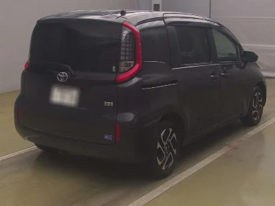 Статистика аукционов Toyota Sienta