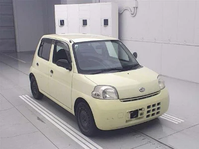 DAIHATSU ESSE