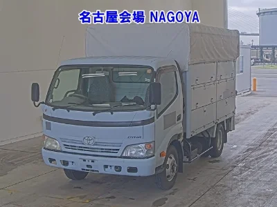 TOYOTA DYNA