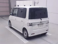 Цена авто Daihatsu Tanto с аукционов Японии, номер кузова L350S, пробег 114 000, оценка 13