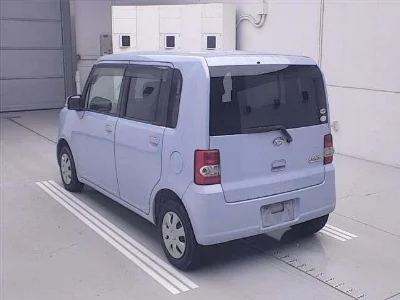 DAIHATSU MOVE CONTE