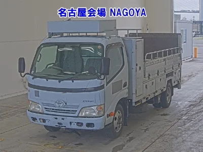 TOYOTA DYNA