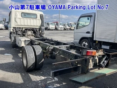 MITSUBISHI CANTER