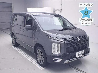 MITSUBISHI DELICA D5