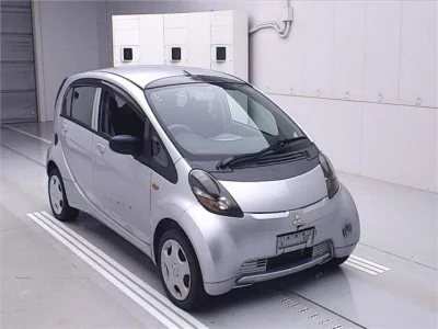 MITSUBISHI I