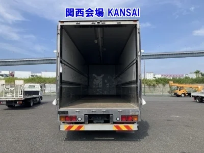 MITSUBISHI FUSO SUPER GREAT