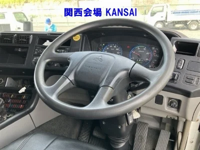 MITSUBISHI FUSO SUPER GREAT