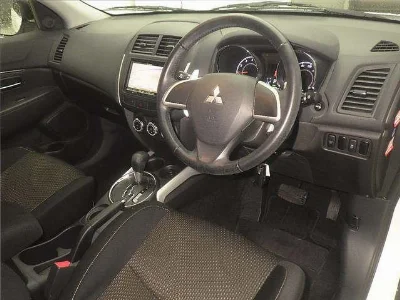 MITSUBISHI RVR