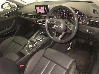 AUDI A4 AVANTE